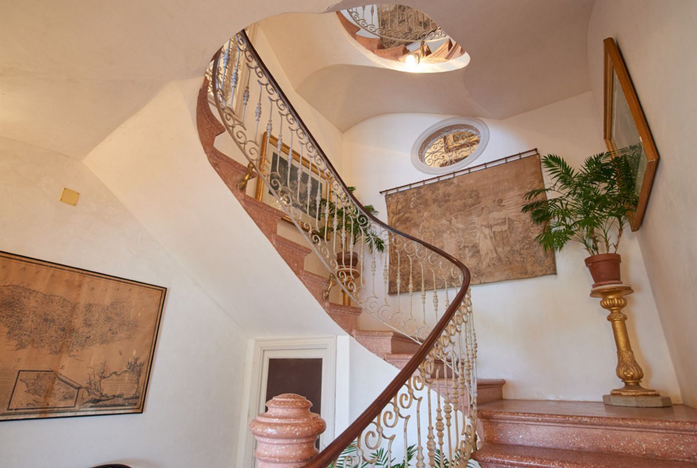 property 40 Rooms for sale on Minorque (07750)