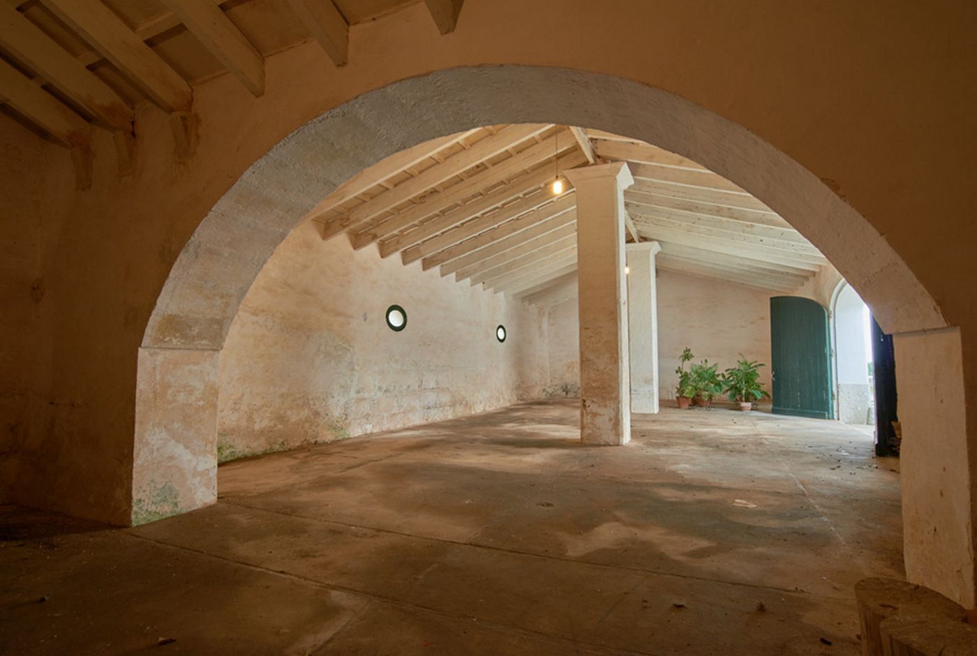 property 40 Rooms for sale on Minorque (07750)