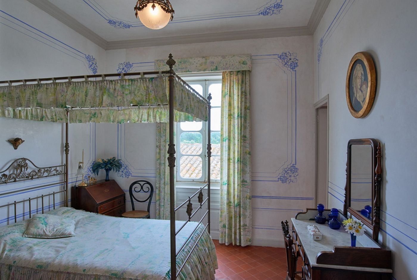 property 40 Rooms for sale on Minorque (07750)