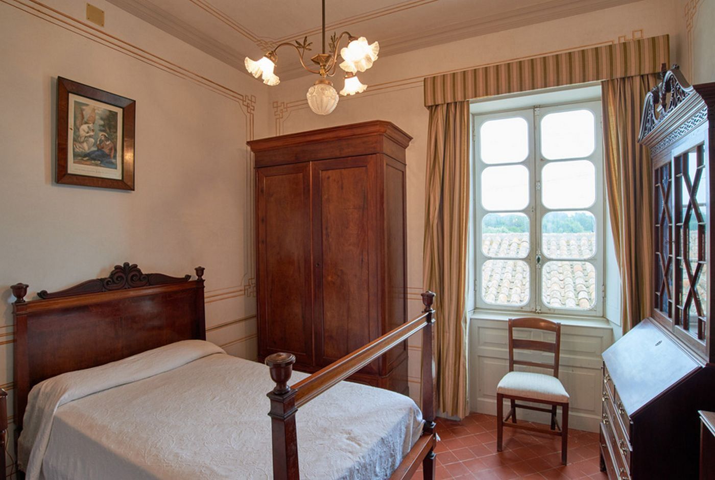 property 40 Rooms for sale on Minorque (07750)