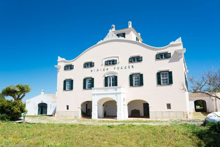 property 40 Rooms for sale on Minorque (07750)