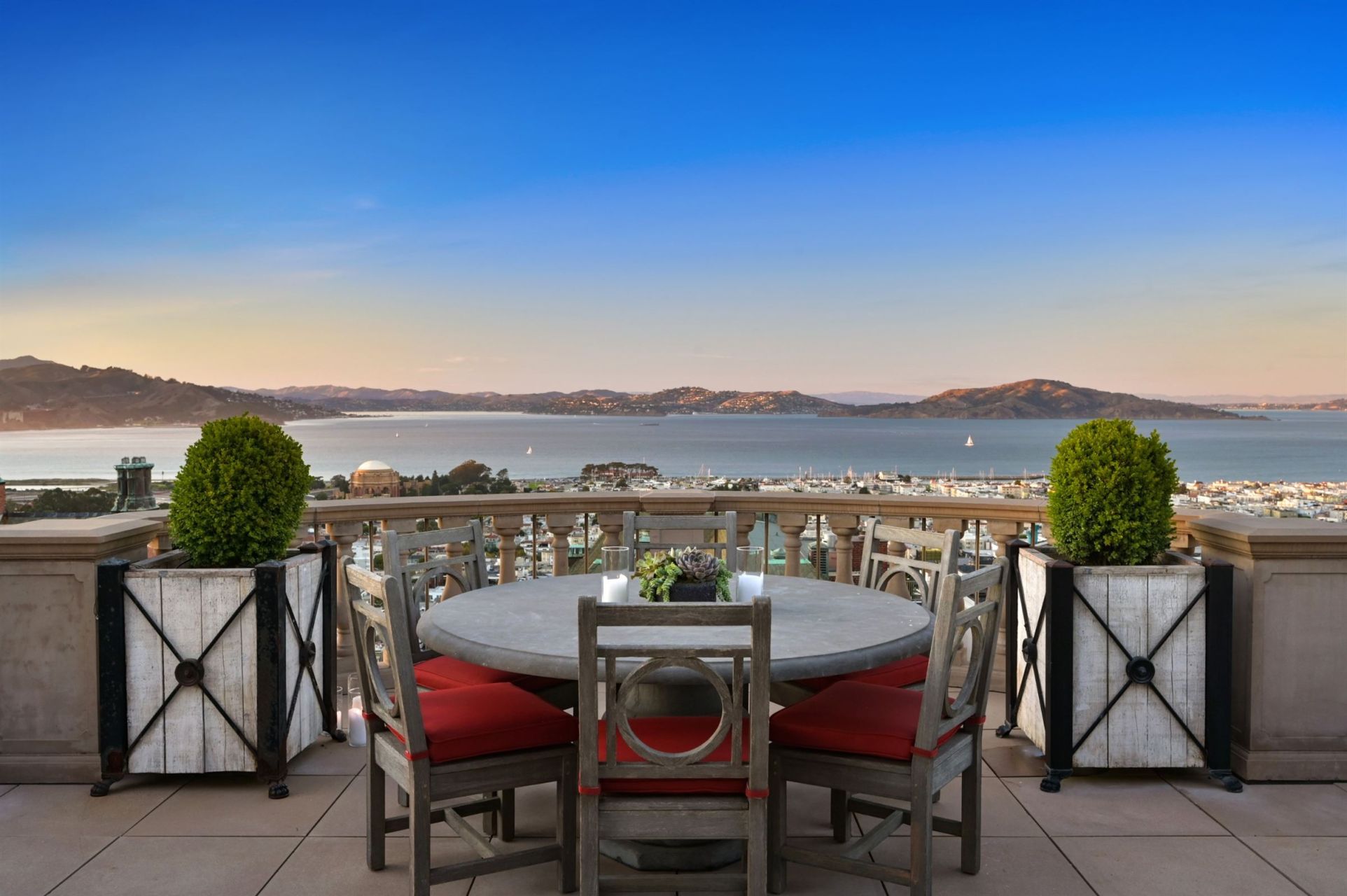 mansion 31 Rooms for sale on San Francisco (94115)