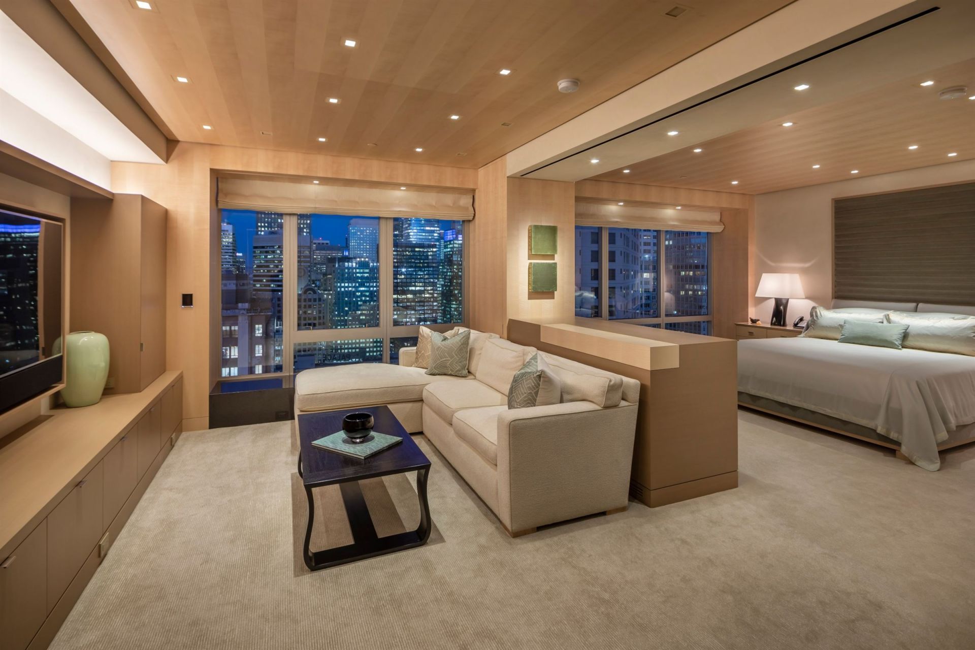 apartment 13 Rooms for sale on San Francisco (94103)