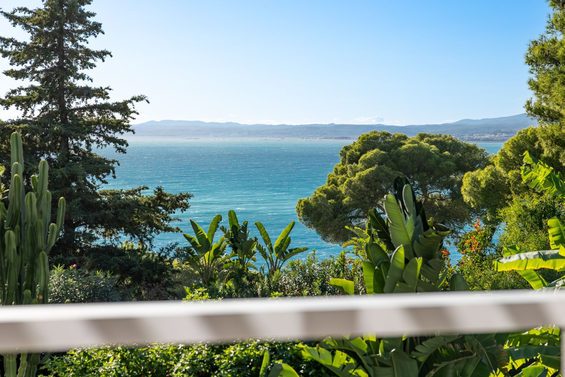 maison contemporaine 10 Pièces en vente sur ST JEAN CAP FERRAT (06230)