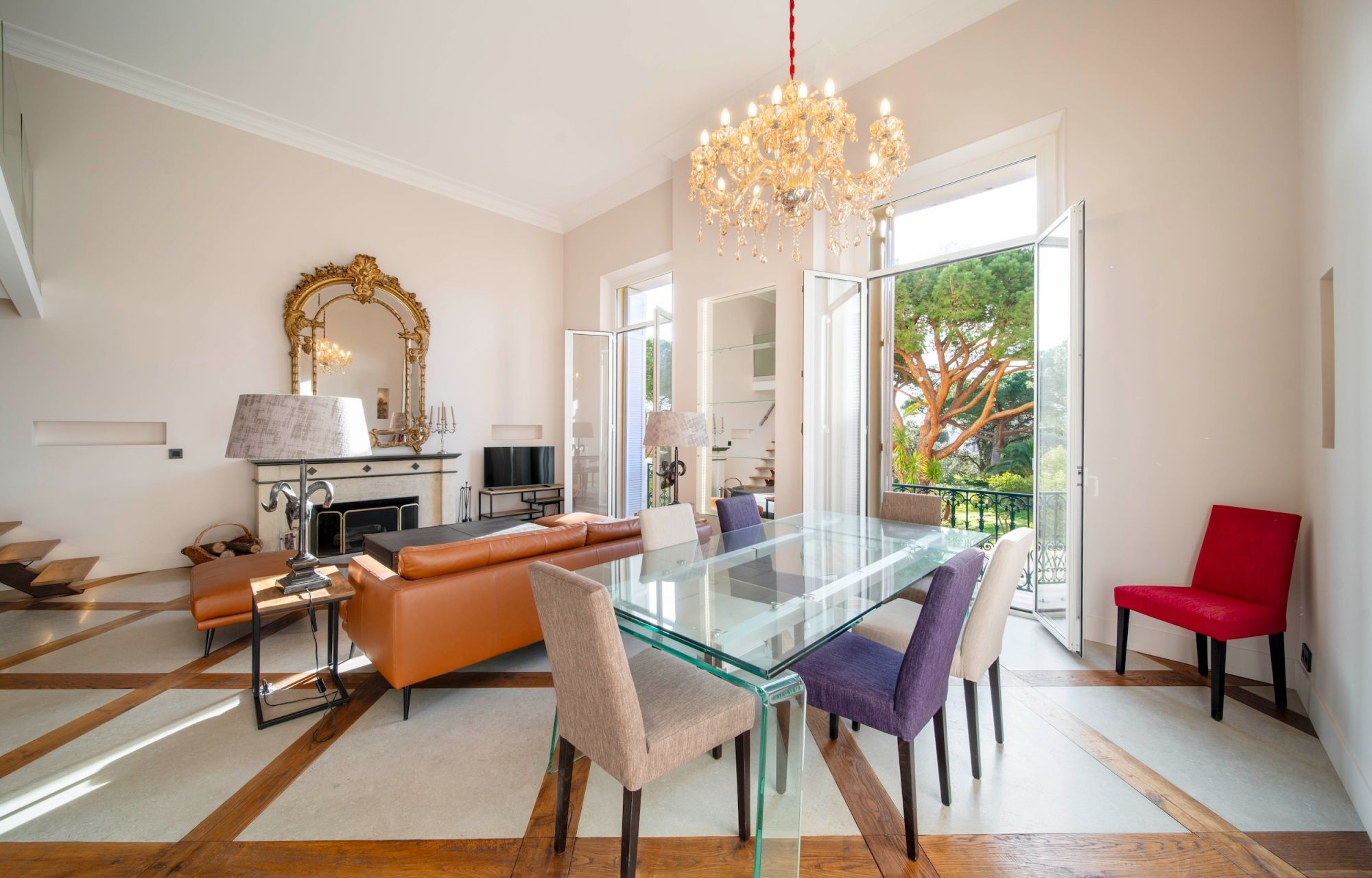 apartment 4 Rooms for sale on CANNES (06400)