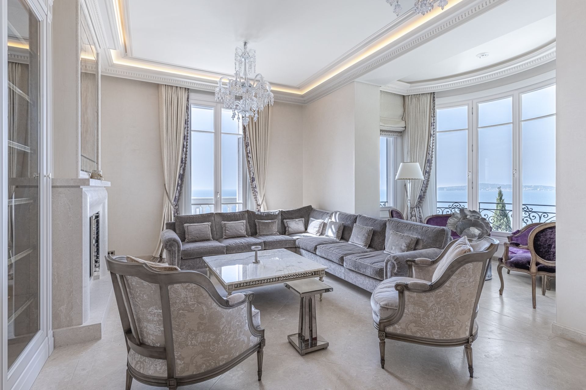 maison de maître 18 Pièces en vente sur CAP D AIL (06320)