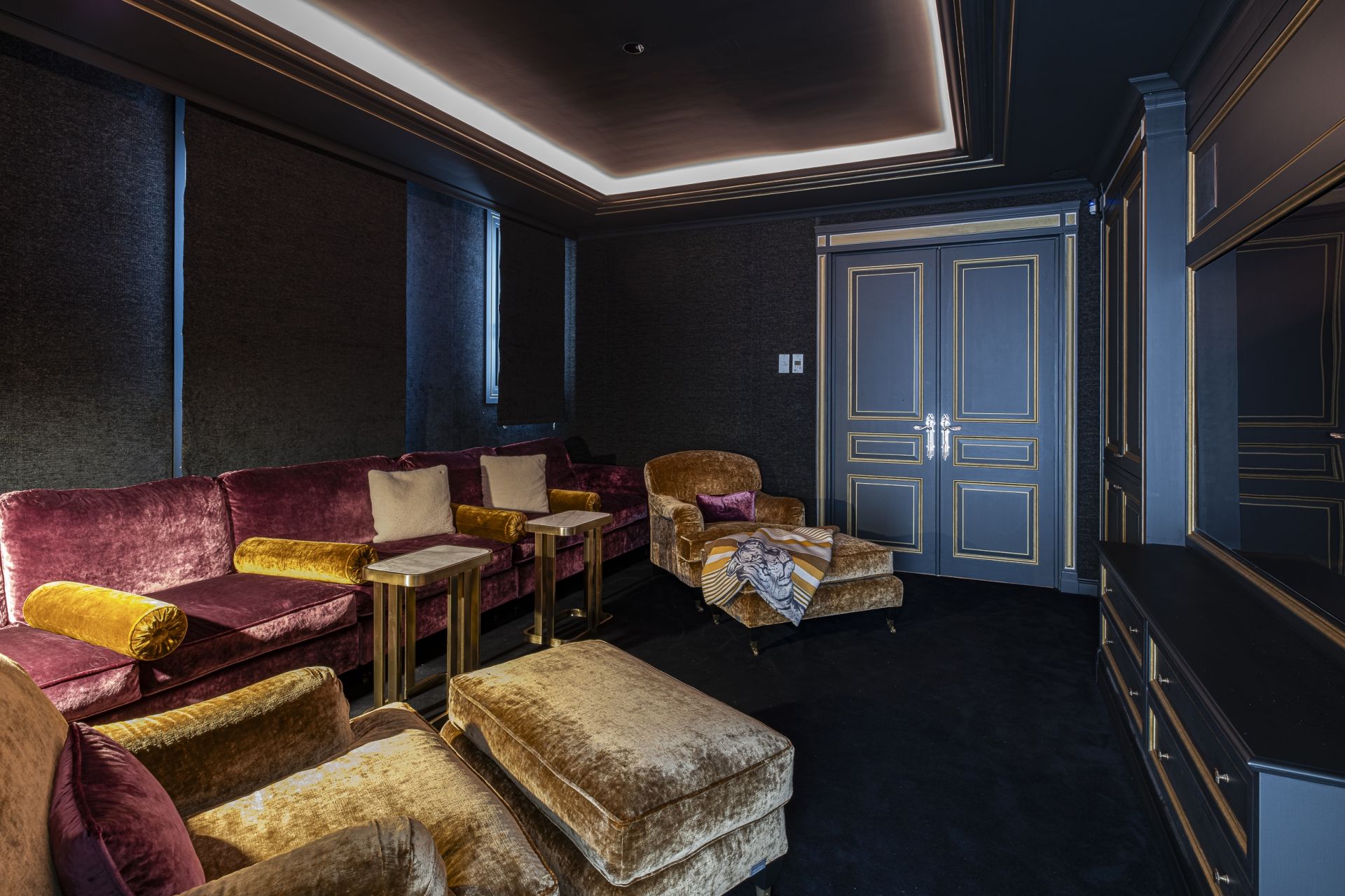 maison de maître 18 Pièces en vente sur CAP D AIL (06320)