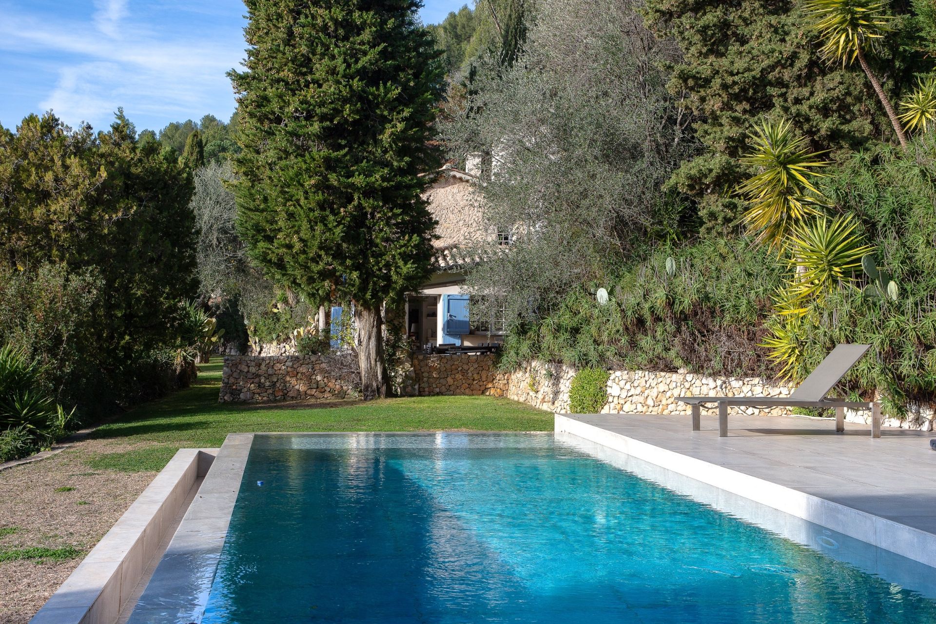 villa 8 Pièces en vente sur EZE (06360)