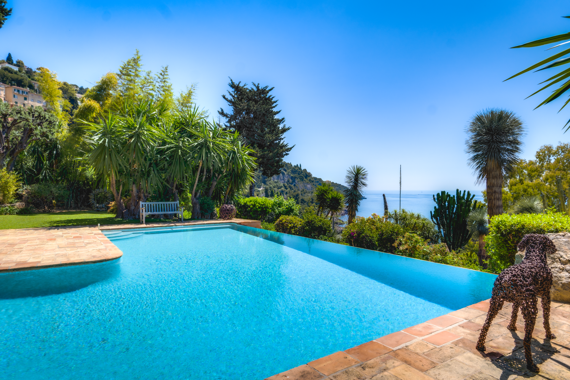 maison provençale 8 Pièces en vente sur ROQUEBRUNE CAP MARTIN (06190)