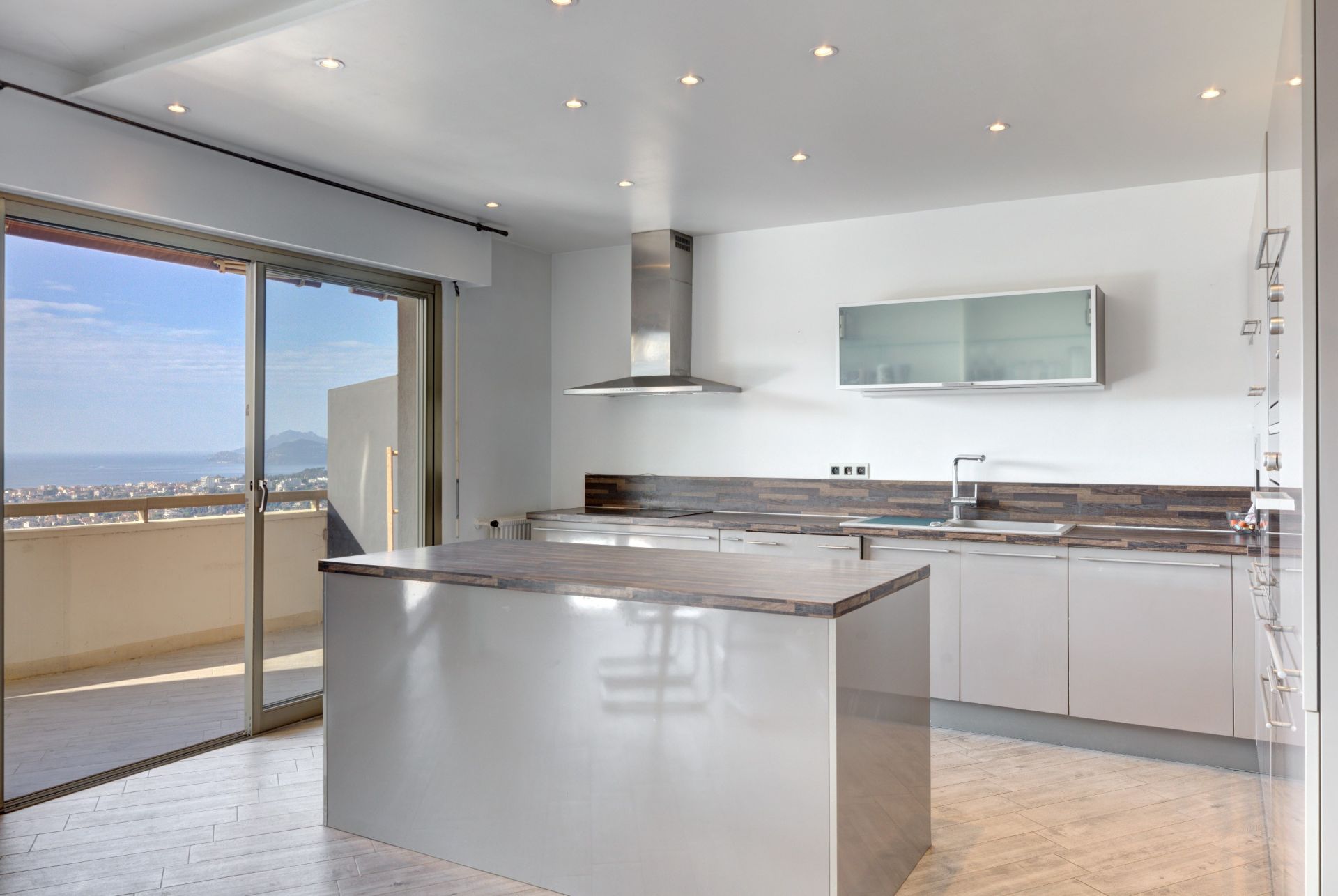 appartement 3 Pièces en vente sur LE CANNET (06110)