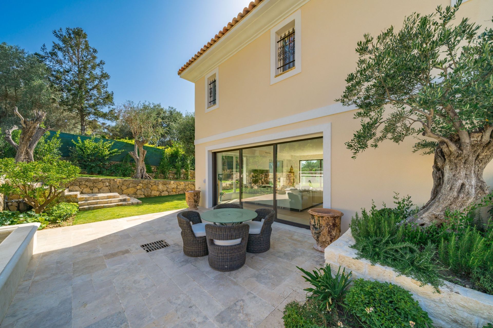 bastide 8 Pièces en vente sur MOUGINS (06250)
