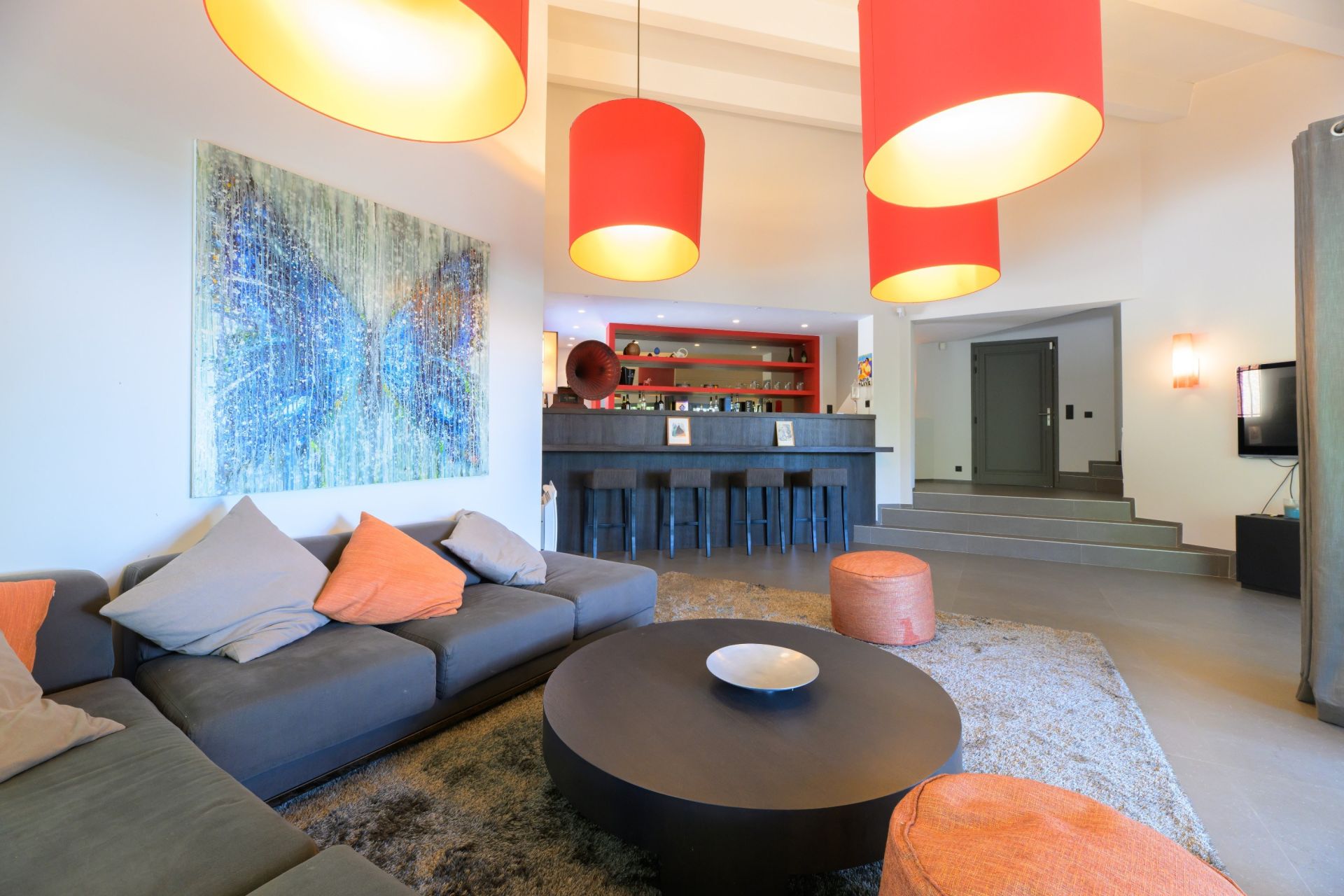 contemporary house 9 Rooms for sale on LA CROIX VALMER (83420)