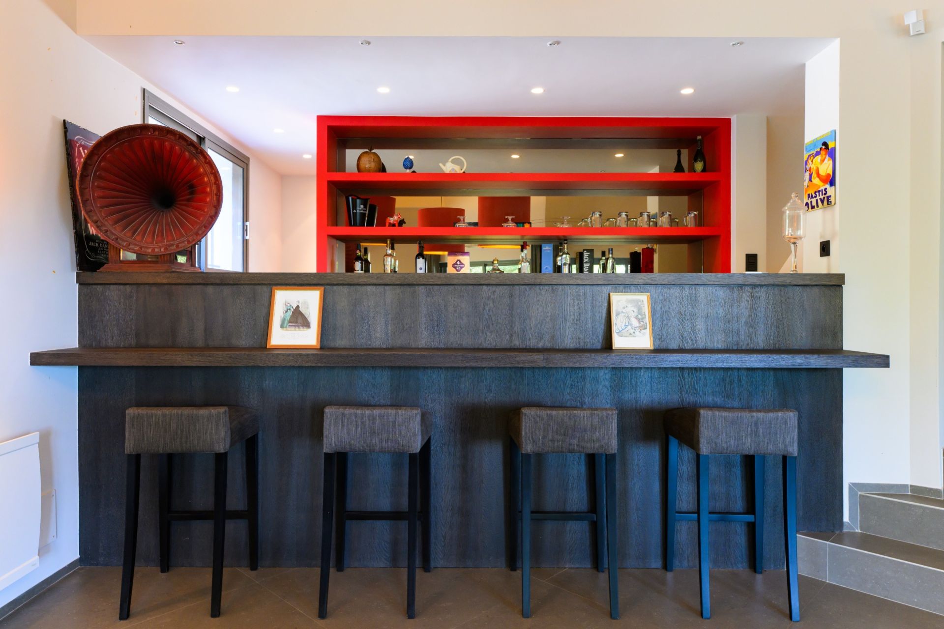 contemporary house 9 Rooms for sale on LA CROIX VALMER (83420)