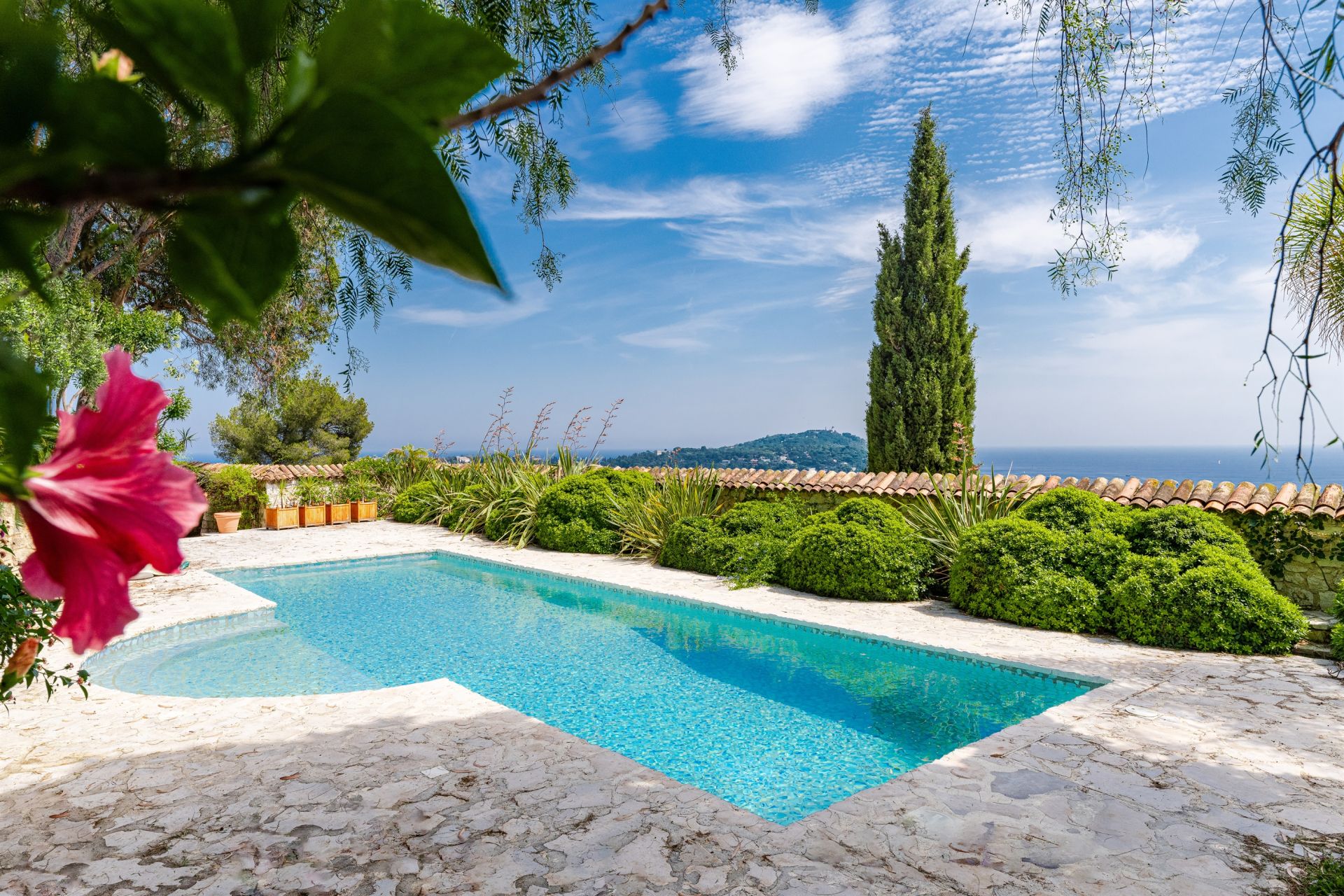 bastide 17 Pièces en vente sur VILLEFRANCHE SUR MER (06230)