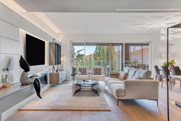 Sale Apartment Saint-Jean-Cap-Ferrat 3&nbsp;Rooms 129&nbsp;m²