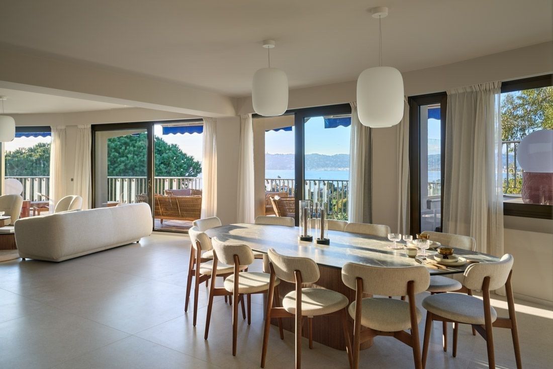 apartment 6 Rooms for sale on CAP D ANTIBES (06160)