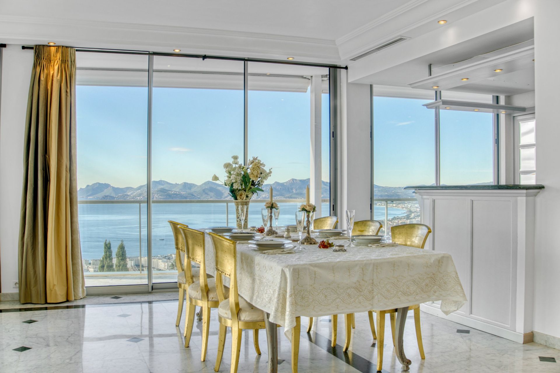 maison de ville 6 Pièces en vente sur CANNES (06400)