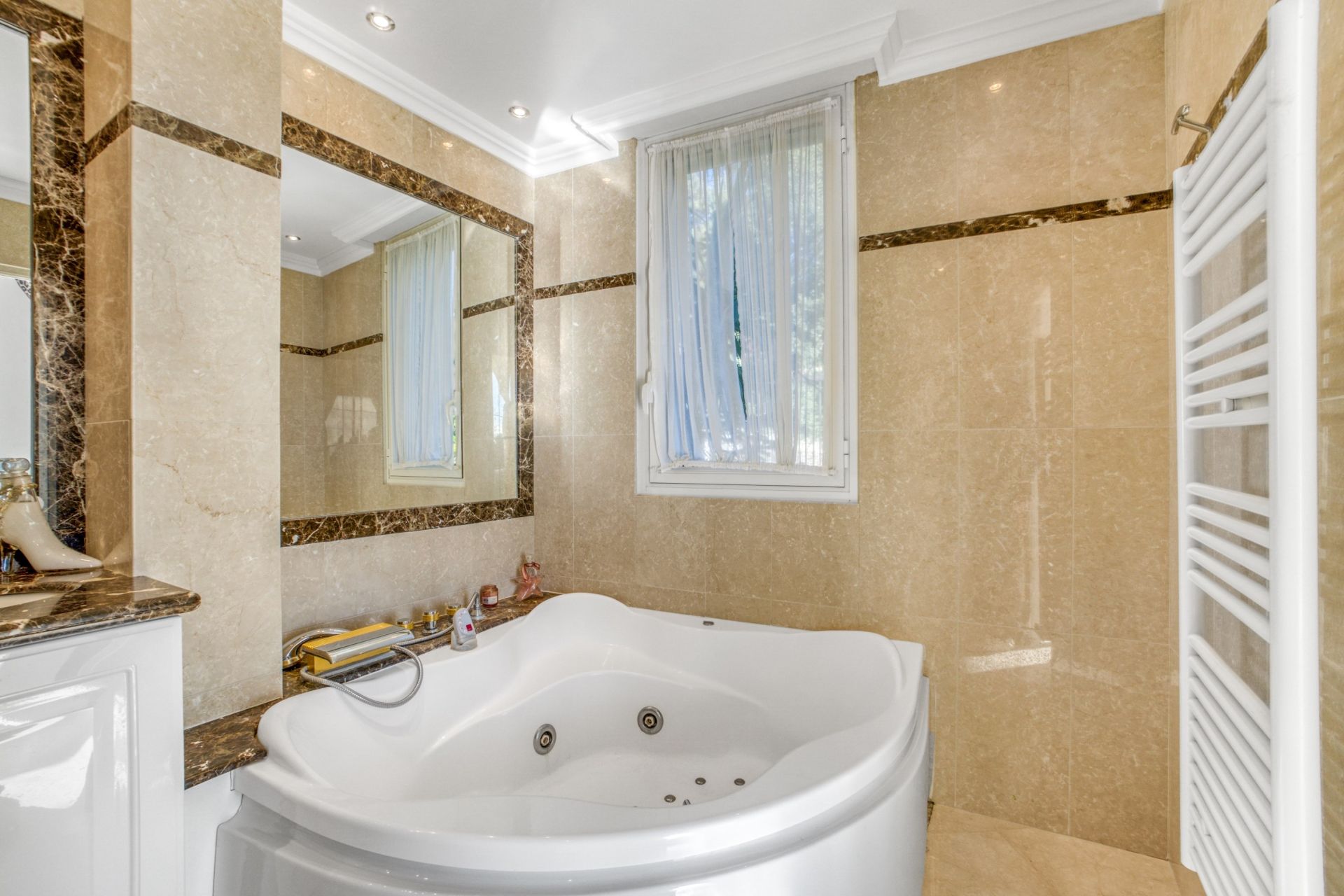 maison de ville 6 Pièces en vente sur CANNES (06400)