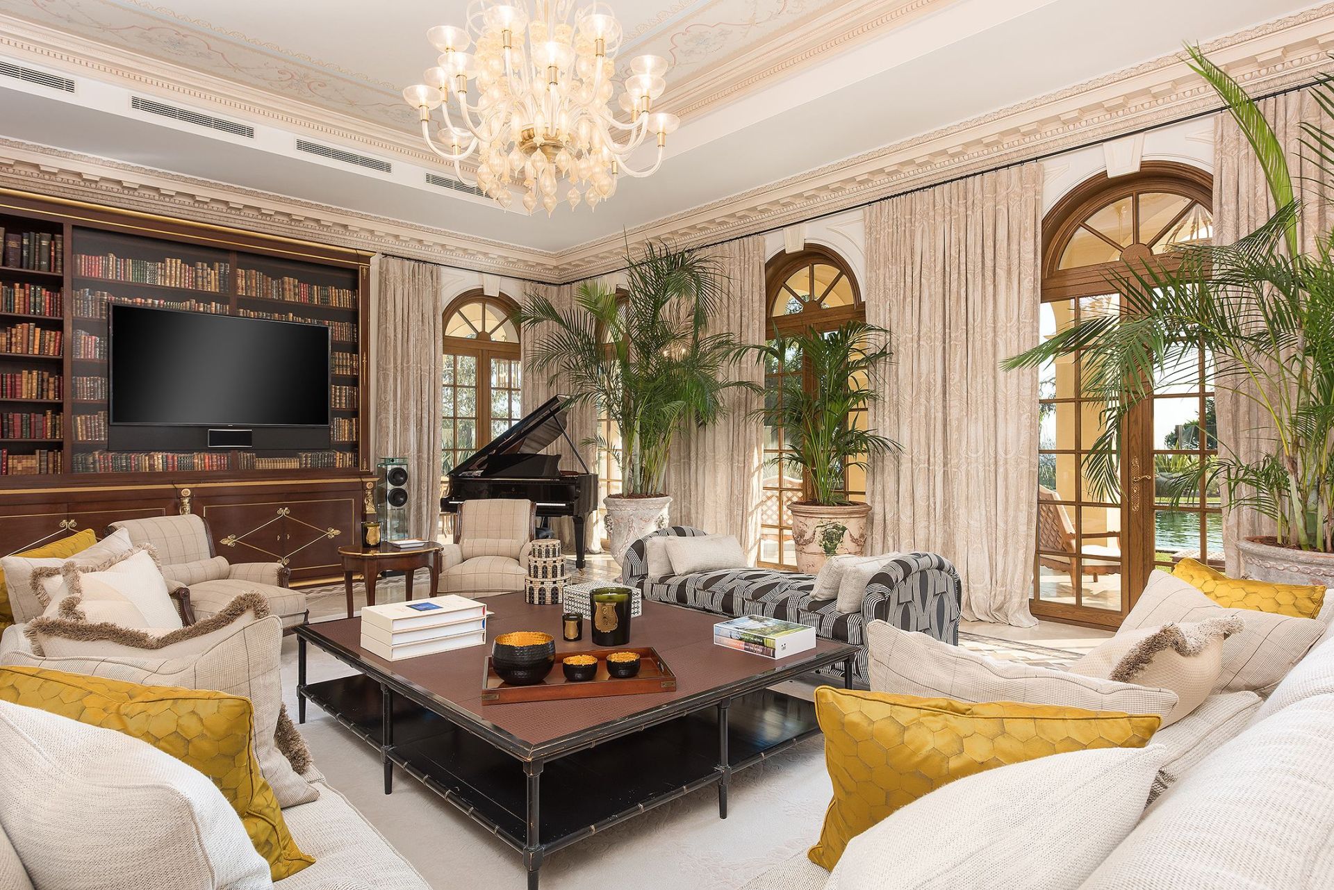 property 13 Rooms for sale on CANNES (06400)