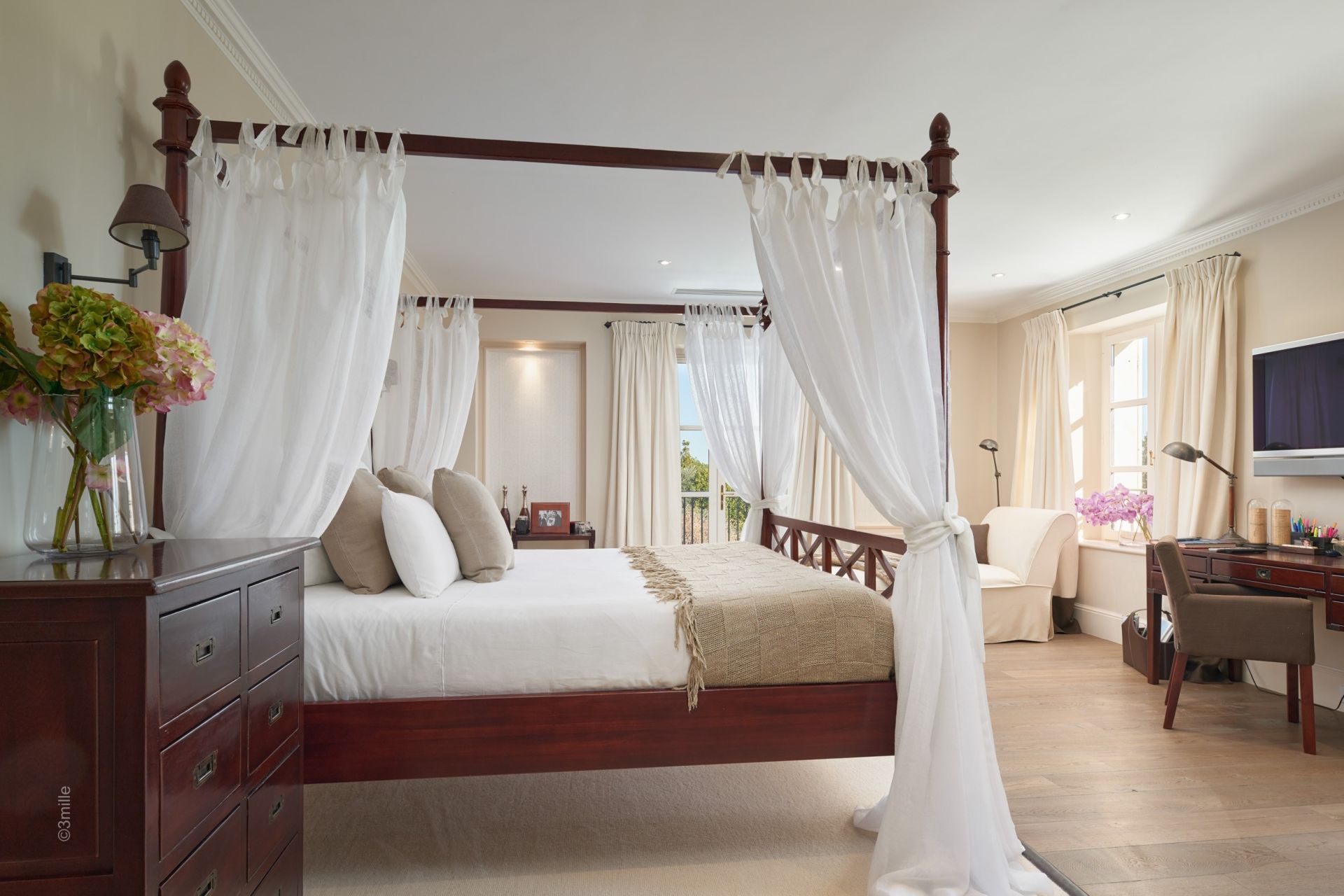 property 15 Rooms for sale on MOUGINS (06250)