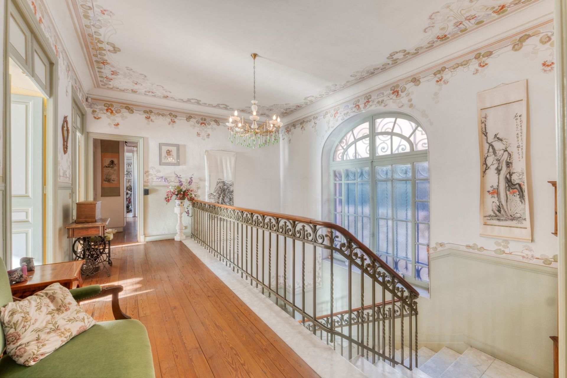 maison bourgeoise 12 Pièces en vente sur ROQUEBRUNE CAP MARTIN (06190)