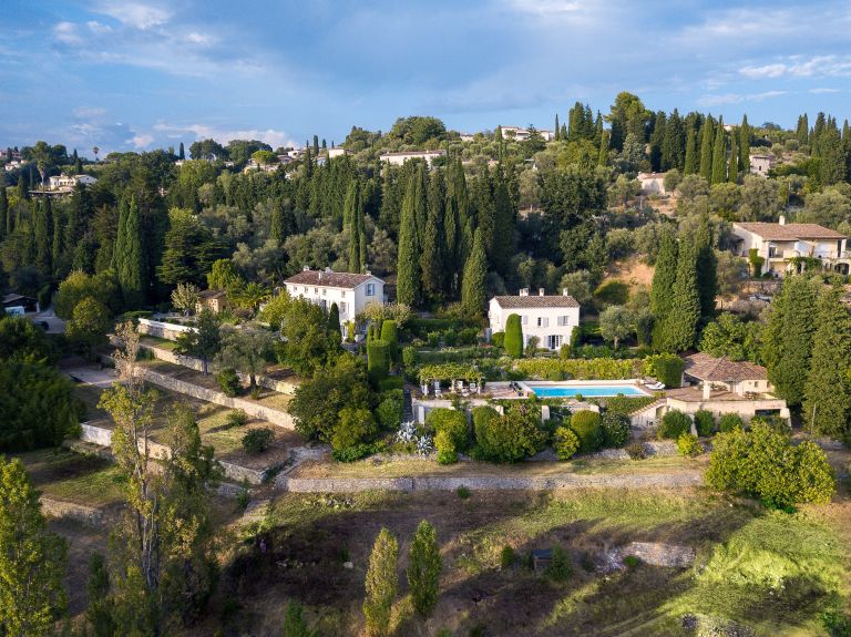 bastide 15 Pièces en vente sur GRASSE (06130)