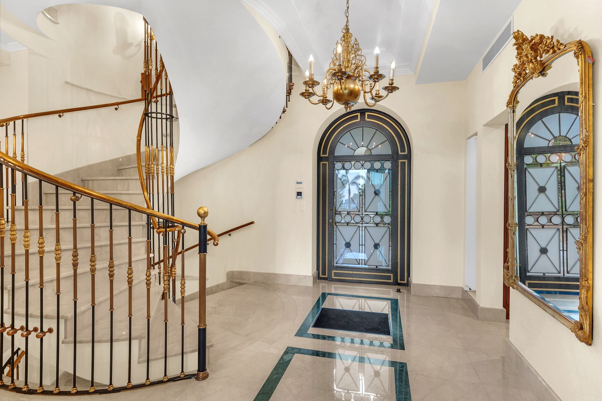 villa 15 Pièces en vente sur ST JEAN CAP FERRAT (06230)