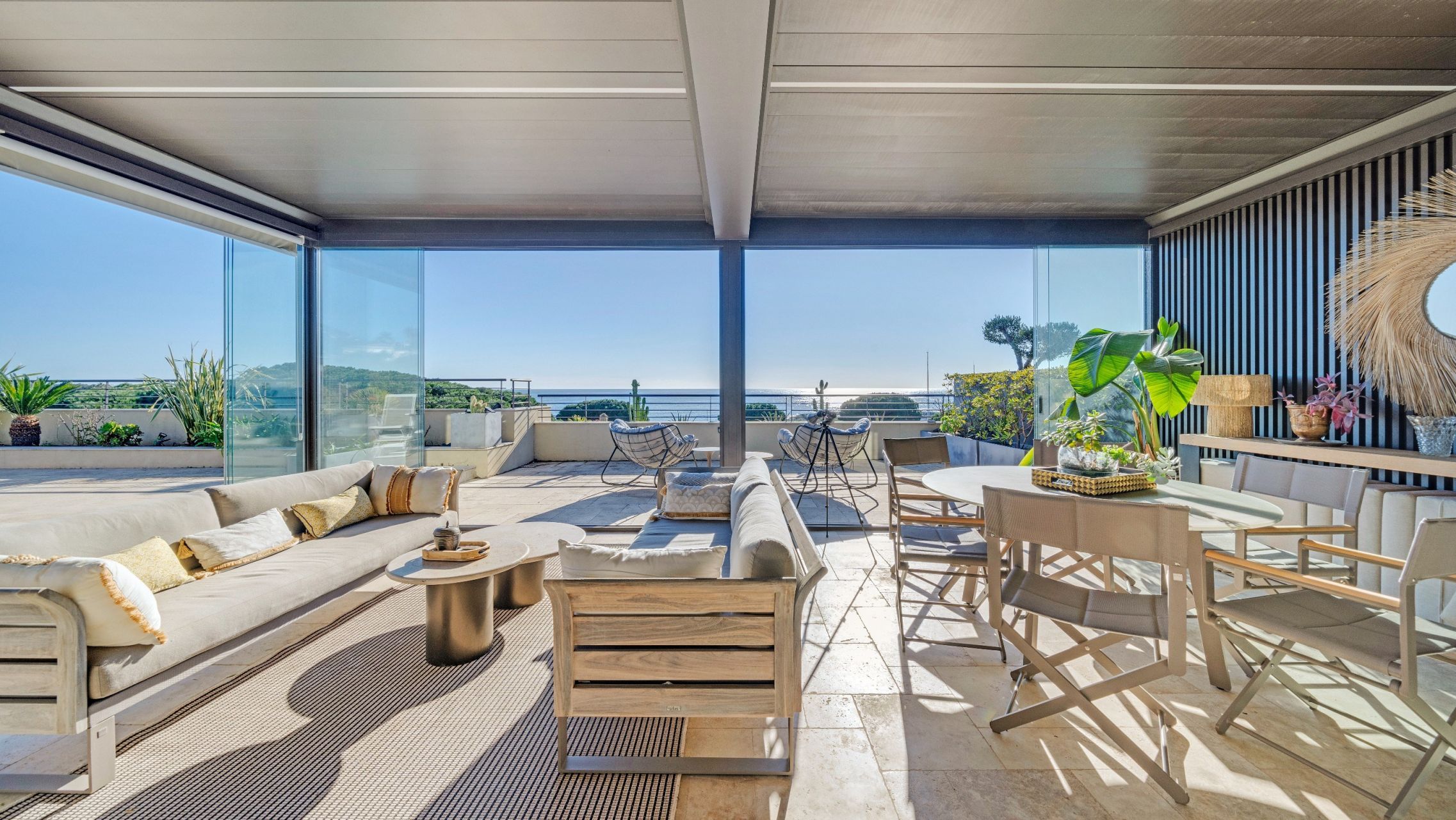 penthouse 5 Pièces en vente sur LES ISSAMBRES (83380)