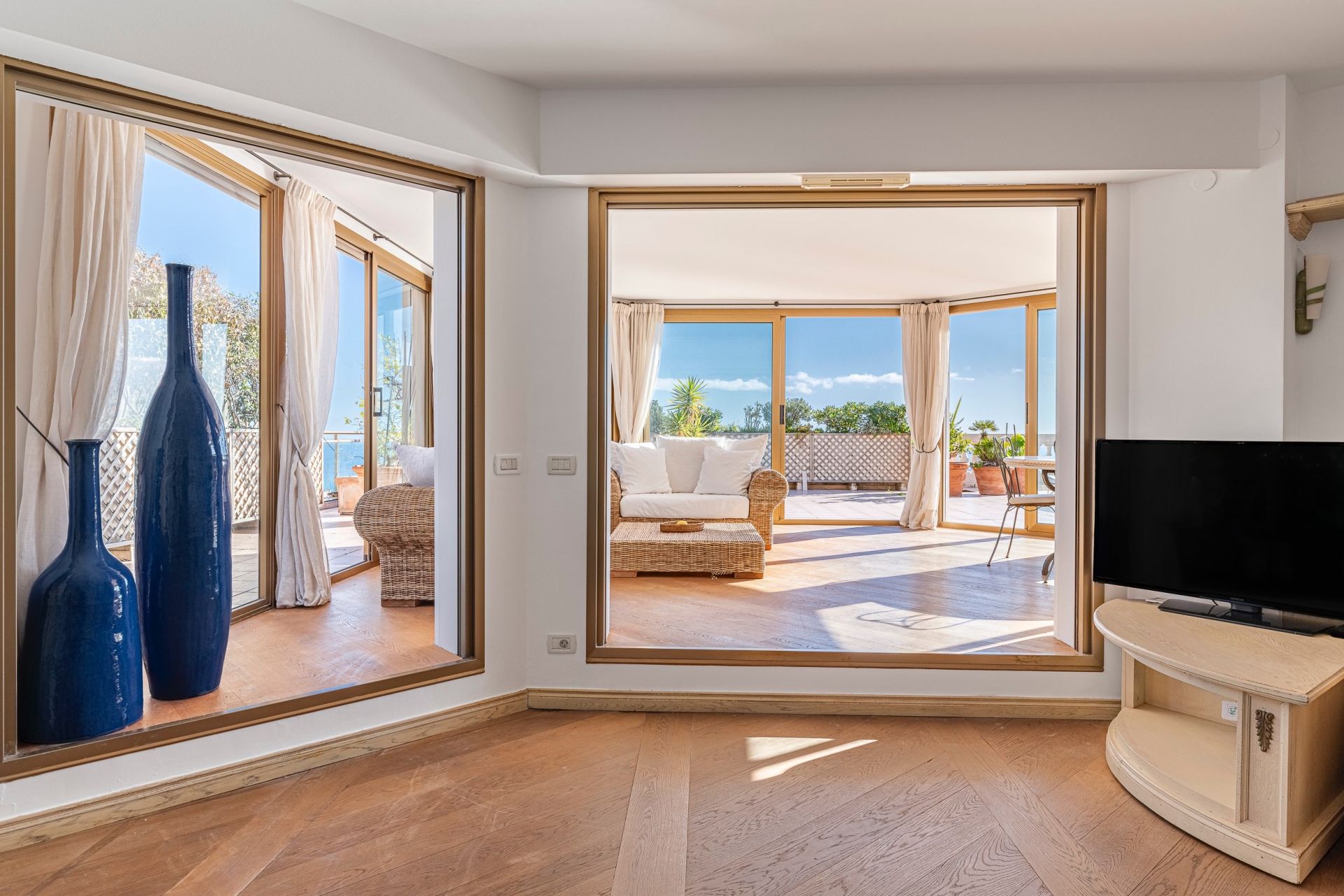 penthouse 6 Rooms for sale on CAP D AIL (06320)