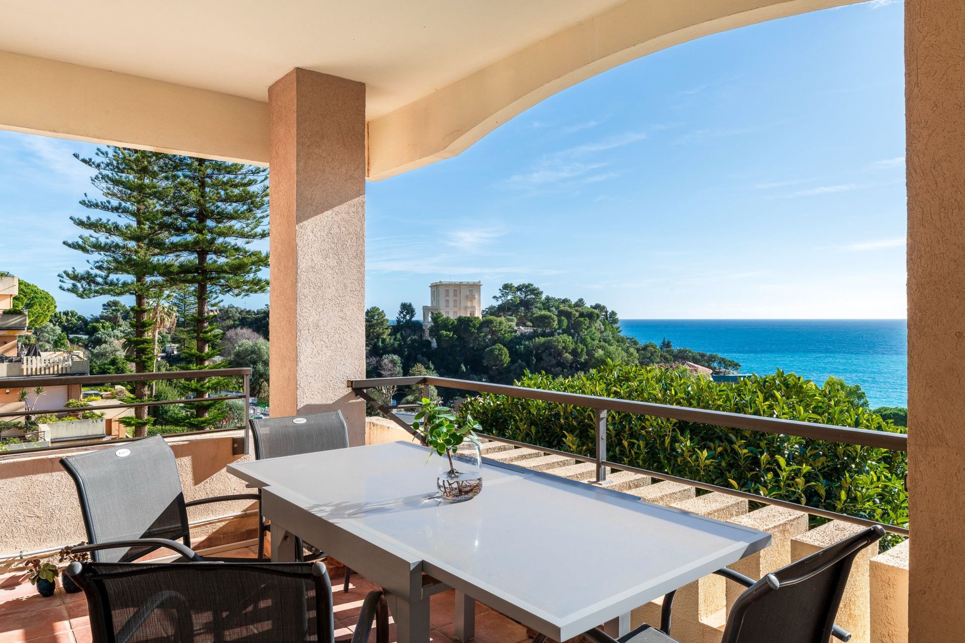 appartement 3 Pièces en vente sur ROQUEBRUNE CAP MARTIN (06190)