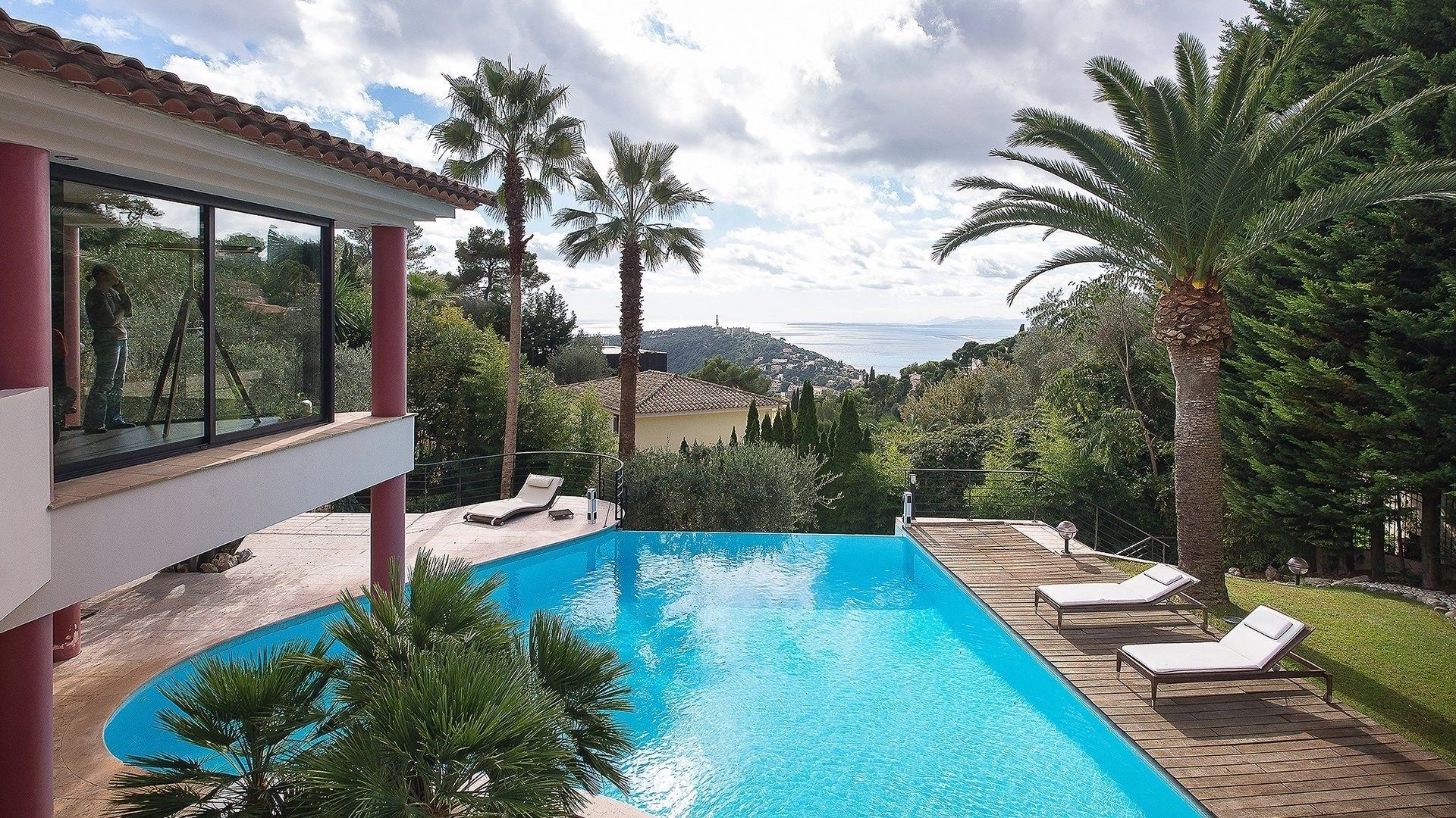 villa 6 Rooms for sale on VILLEFRANCHE SUR MER (06230)