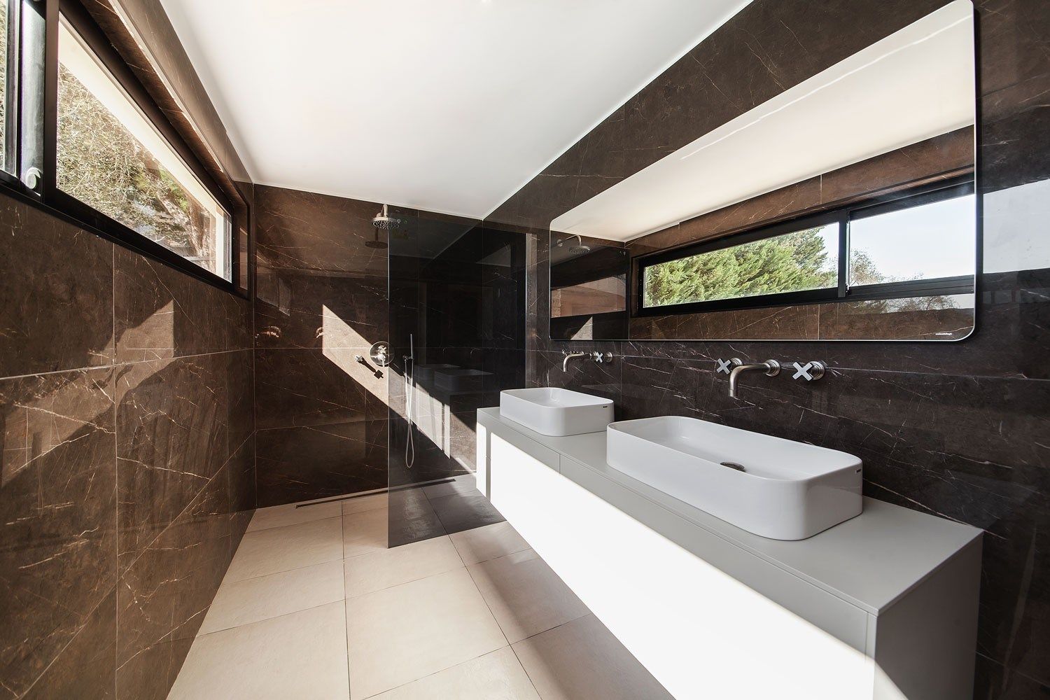 villa 6 Rooms for sale on VILLEFRANCHE SUR MER (06230)
