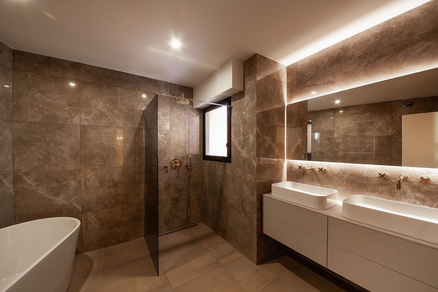 villa 6 Rooms for sale on VILLEFRANCHE SUR MER (06230)