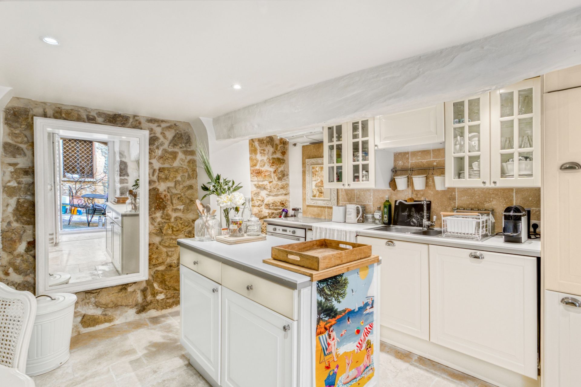 maison de ville 4 Pièces en vente sur CHATEAUNEUF GRASSE (06740)