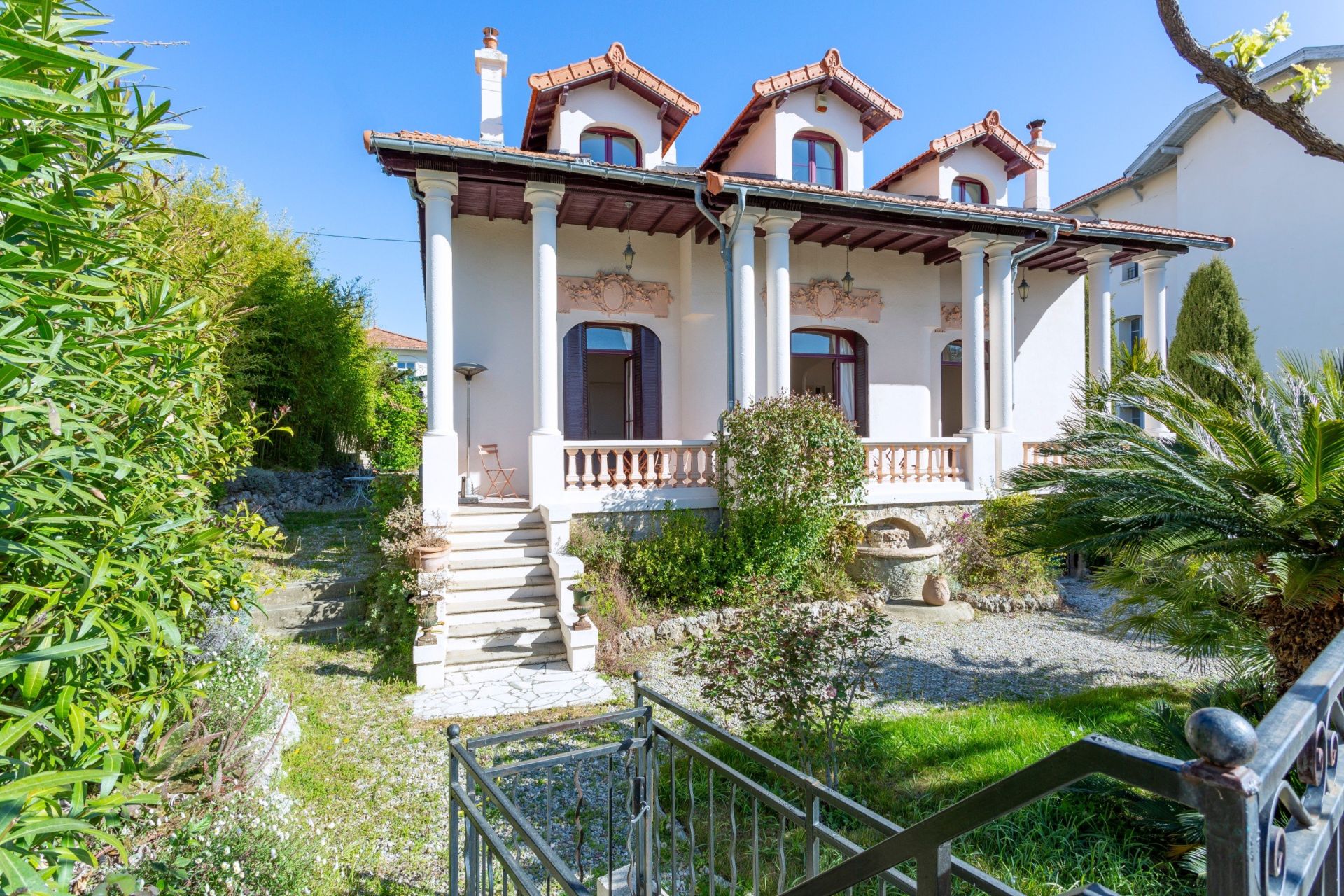 maison bourgeoise 10 Pièces en vente sur CANNES (06400)