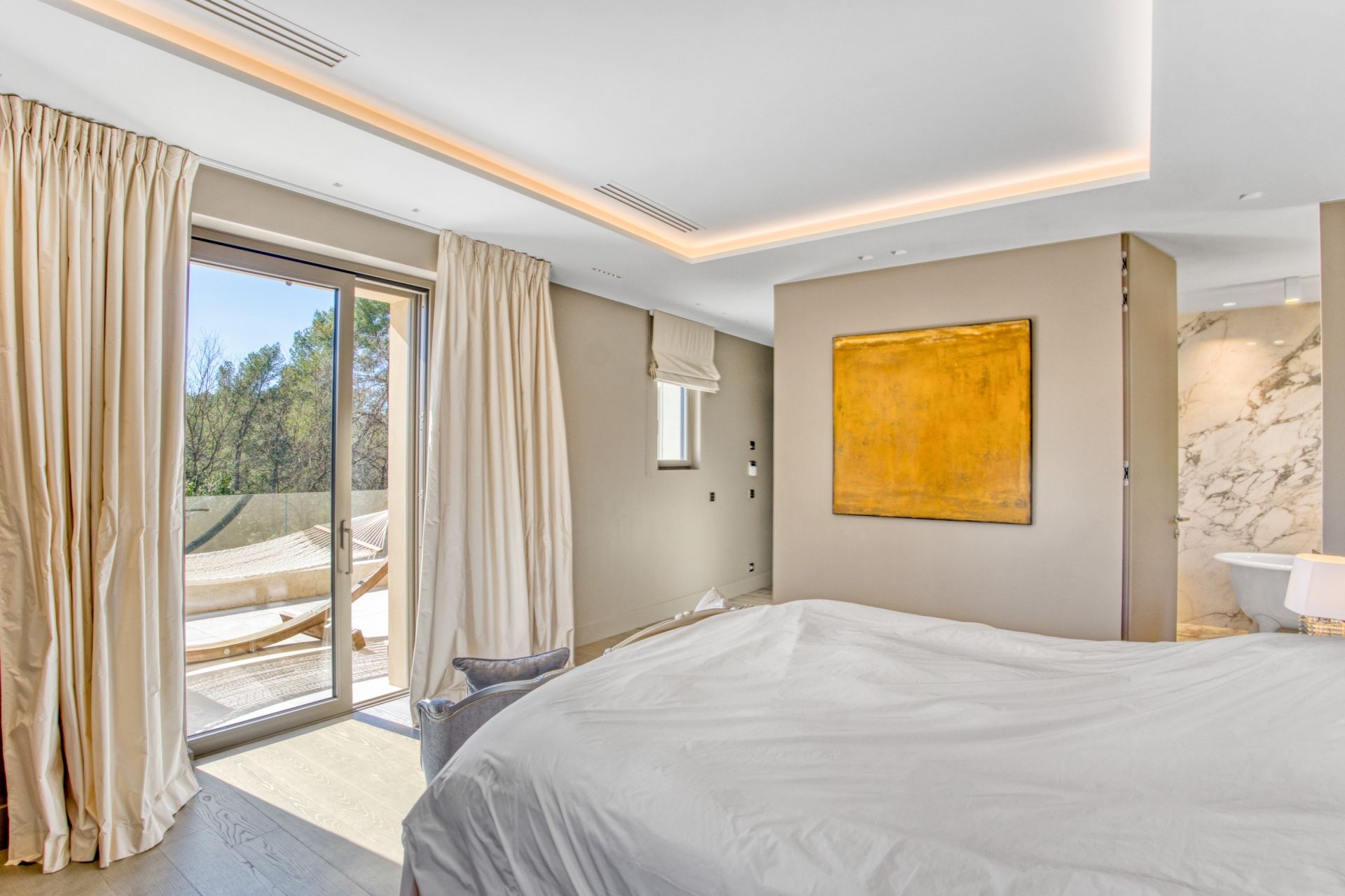 villa 8 Pièces en vente sur TOURRETTES (83440)