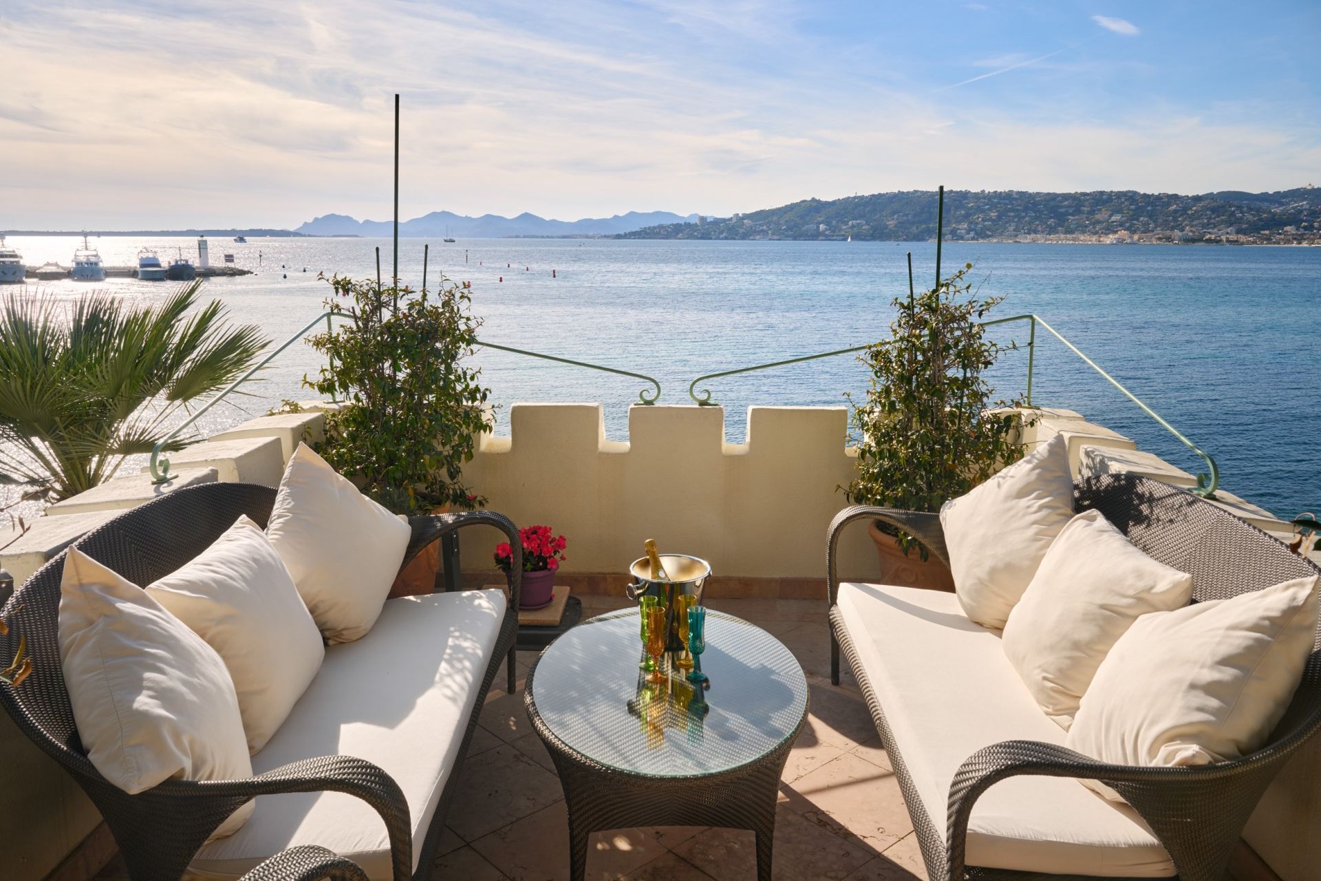maison de maître 16 Pièces en vente sur CAP D ANTIBES (06160)