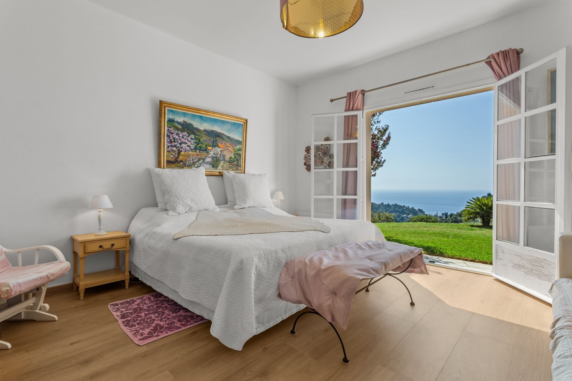 maison bourgeoise 8 Pièces en vente sur MENTON (06500)