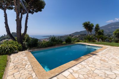 Vente Maison bourgeoise Menton 8 Pièces 478 m²