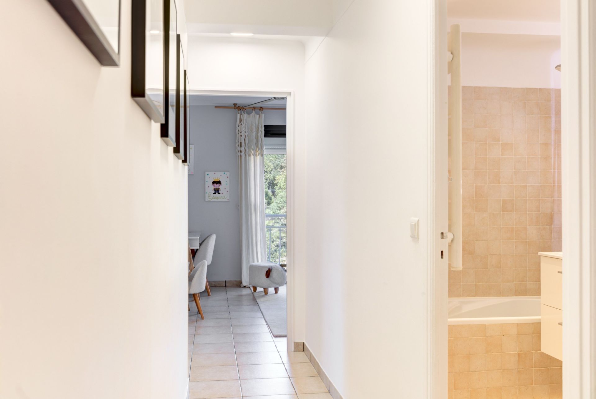 apartment 3 Rooms for sale on CANNES (06400)