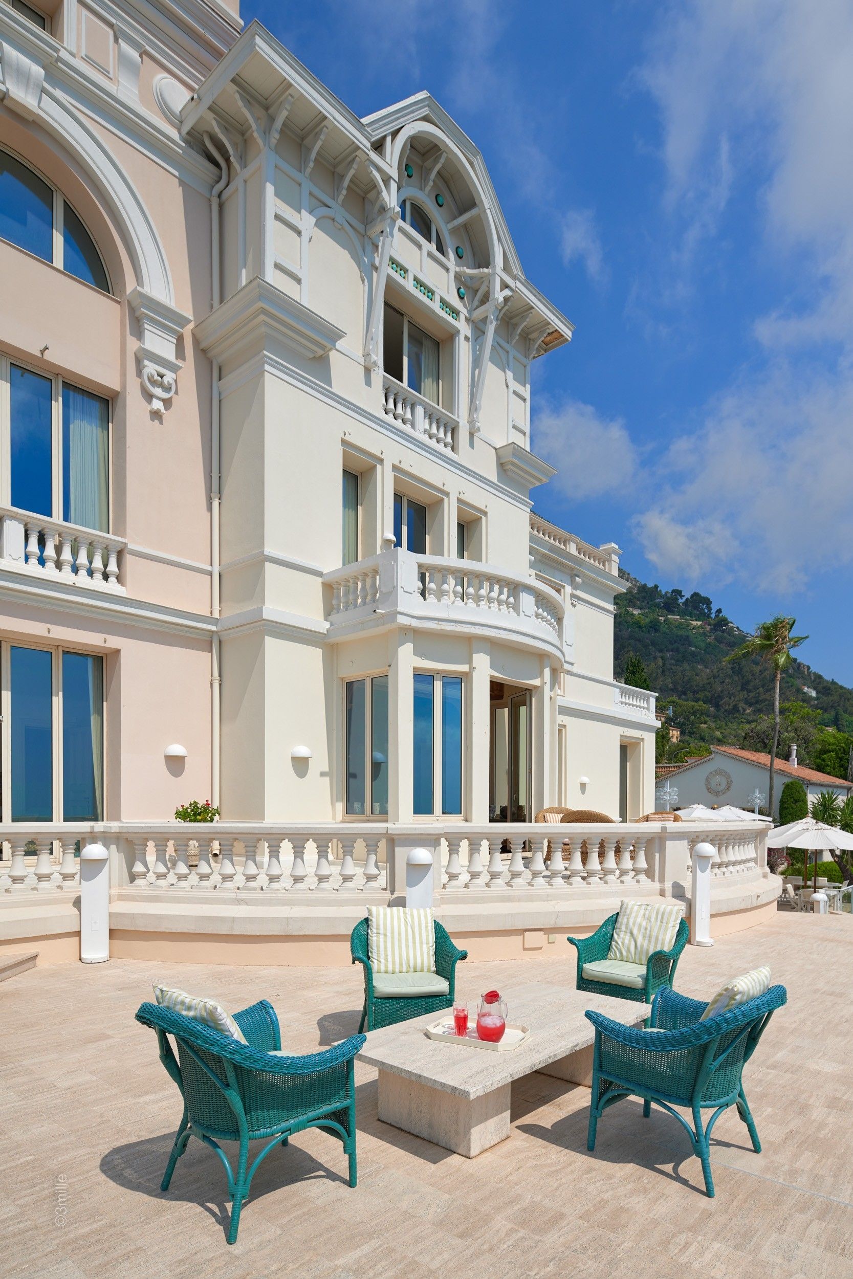 mansion 30 Rooms for sale on ROQUEBRUNE CAP MARTIN (06190)