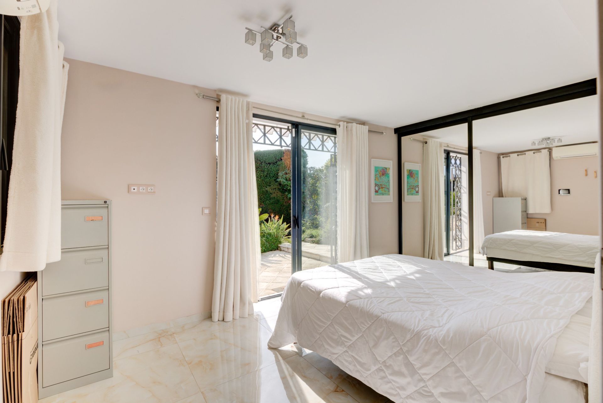 villa 6 Pièces en vente sur CANNES (06400)