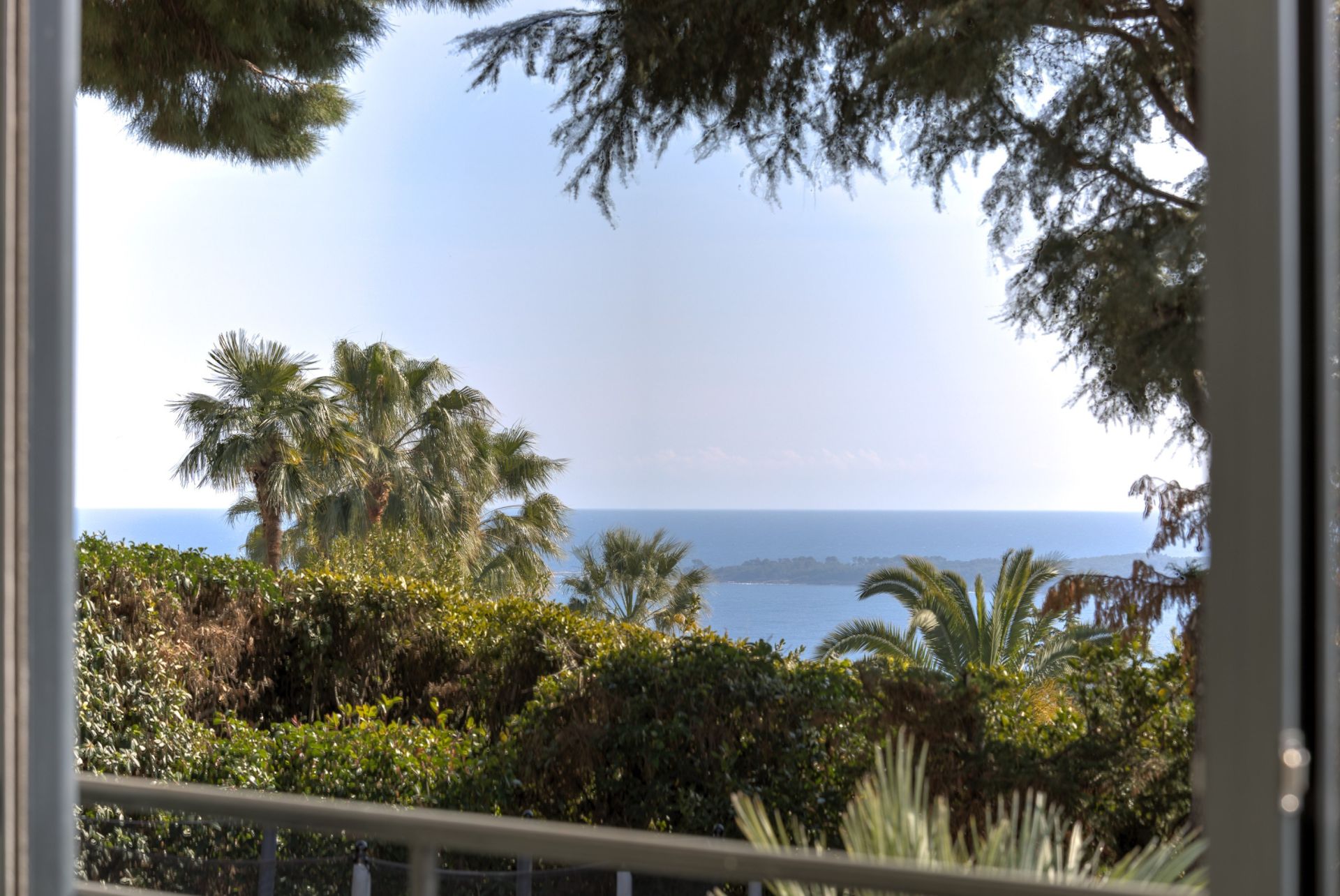 villa 6 Pièces en vente sur CANNES (06400)