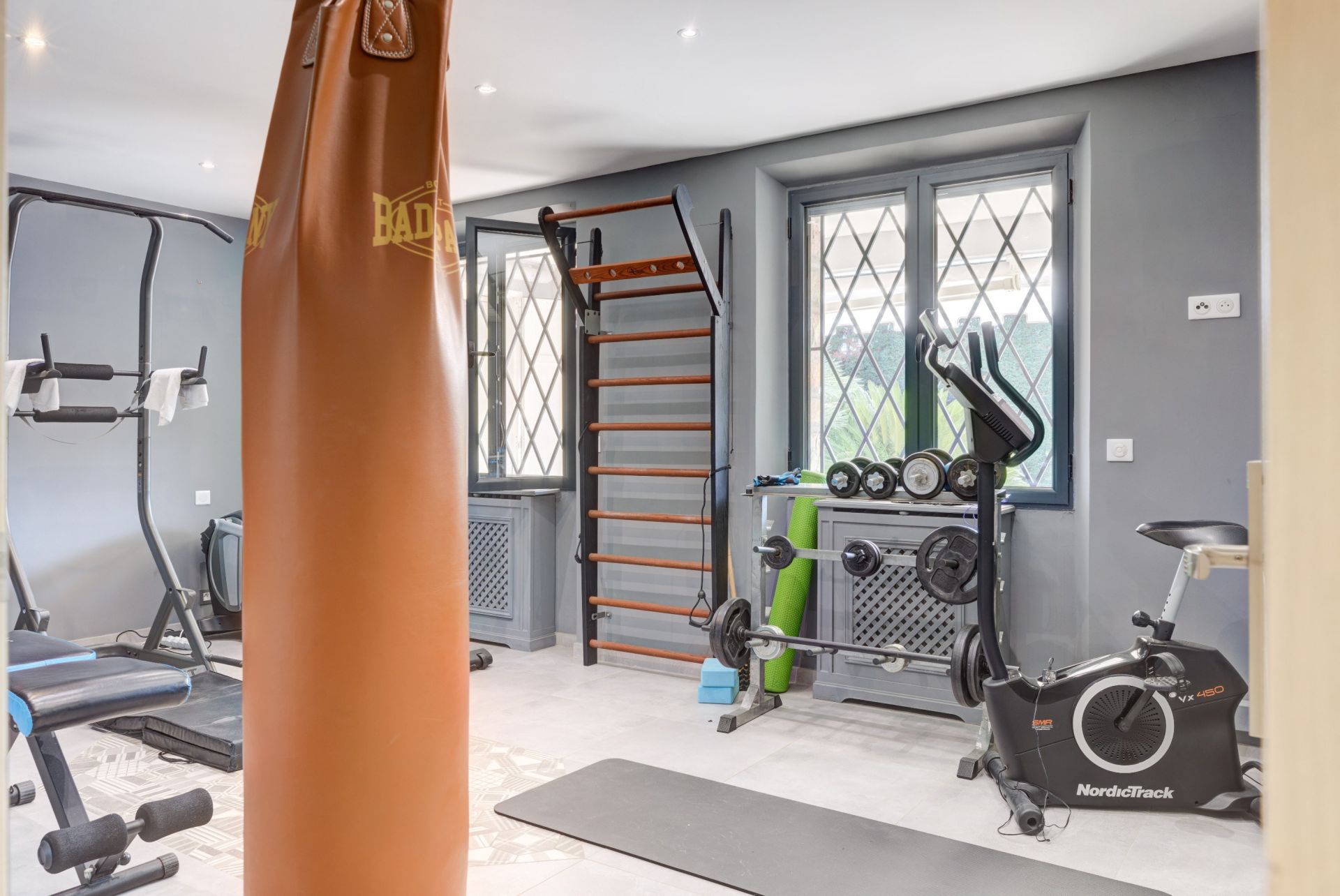 villa 6 Pièces en vente sur CANNES (06400)