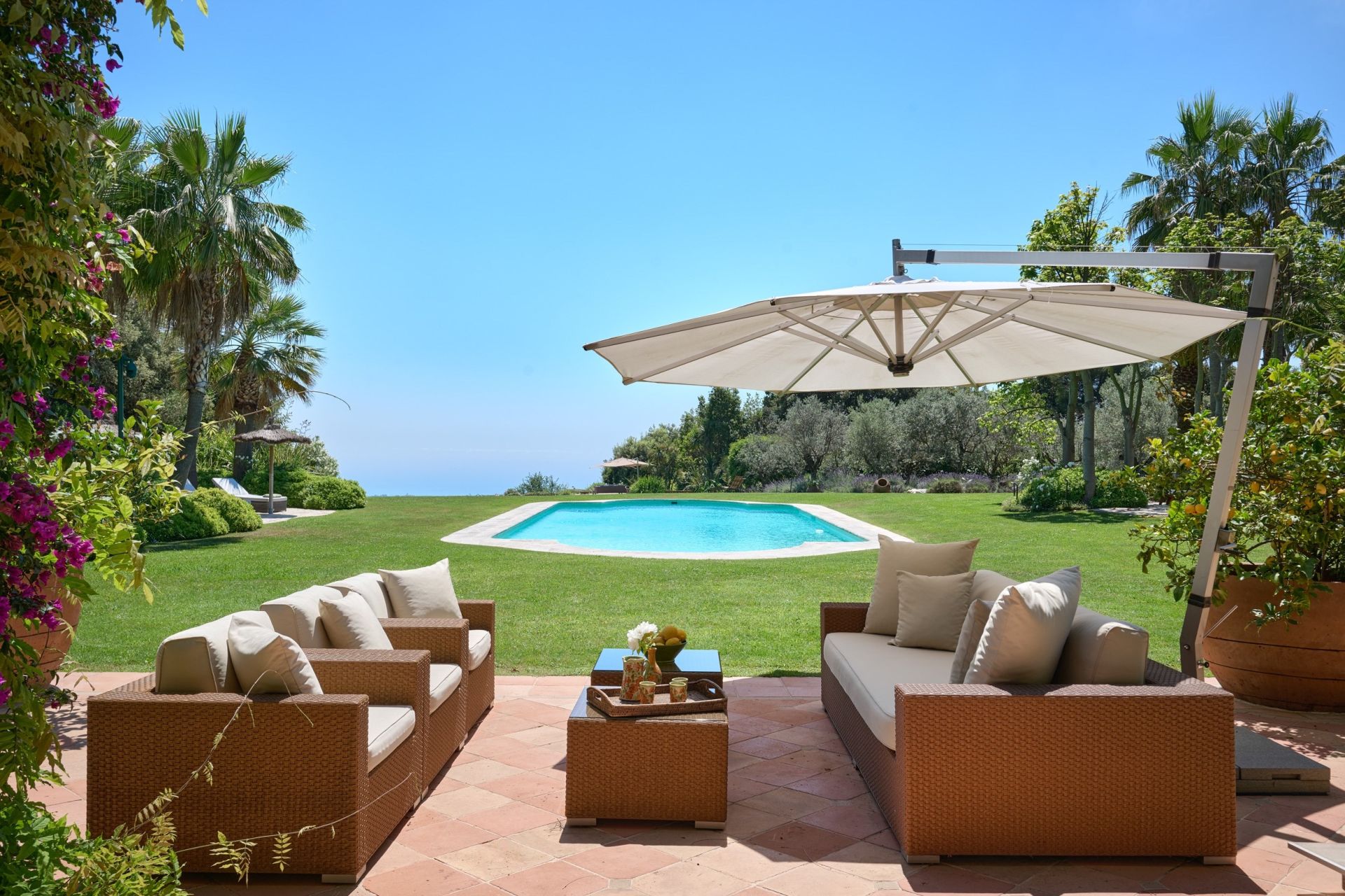 villa 16 Pièces en vente sur ST PAUL DE VENCE (06570)