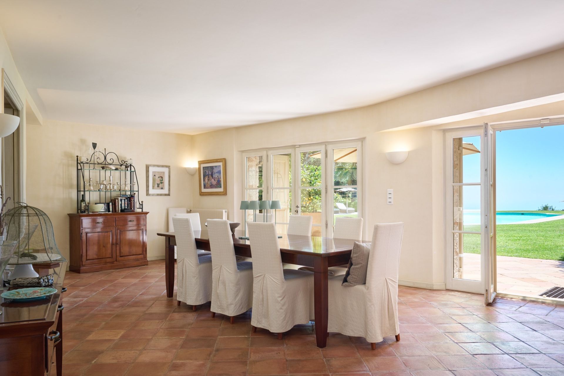 villa 16 Pièces en vente sur ST PAUL DE VENCE (06570)