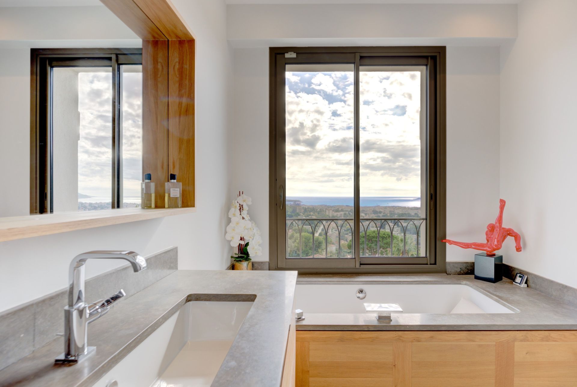 villa 9 Pièces en vente sur LE CANNET (06110)