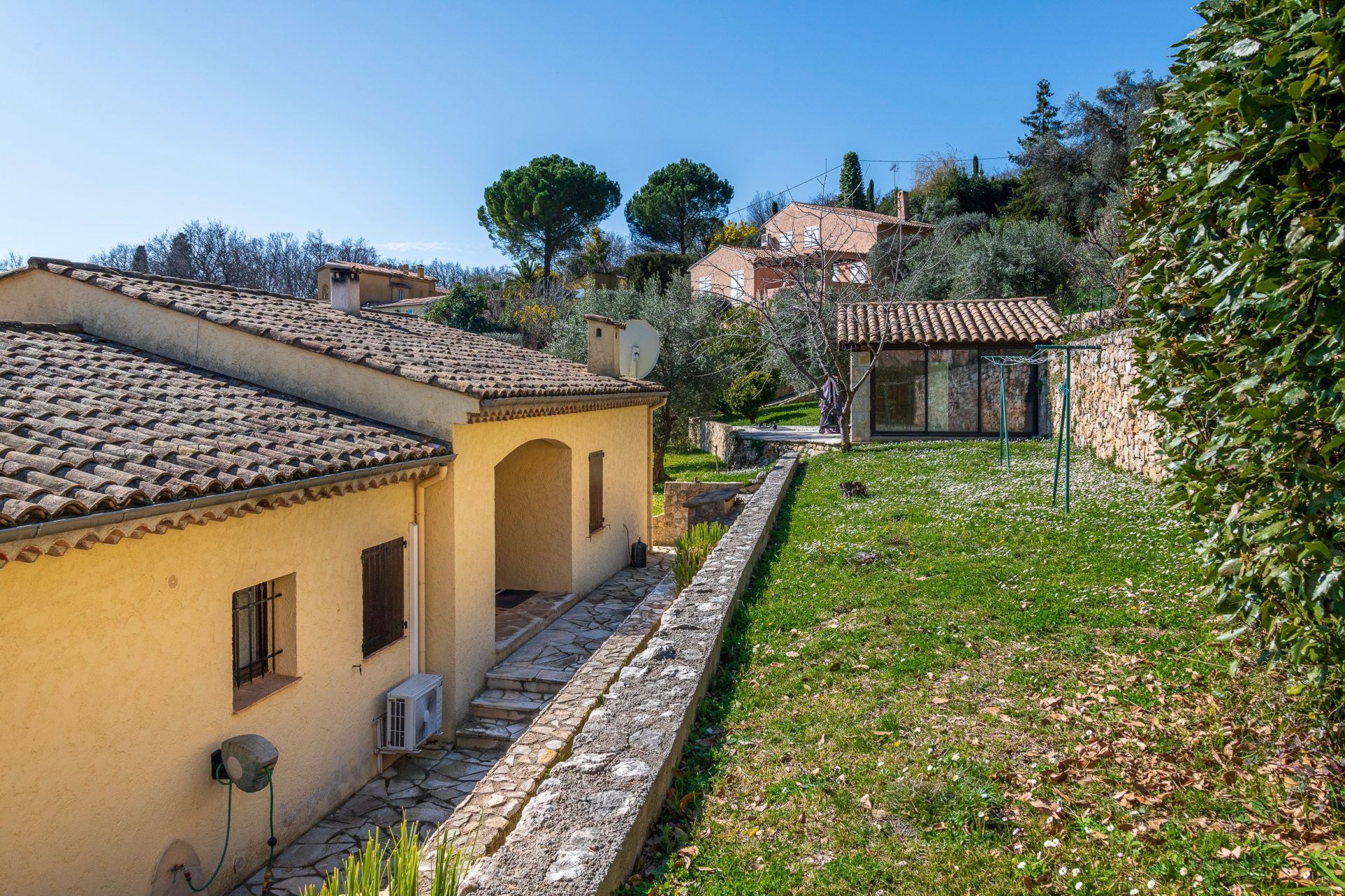 maison provençale 7 Pièces en vente sur VENCE (06140)