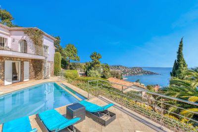 Vente Villa Théoule-sur-Mer 6 Pièces 231 m²