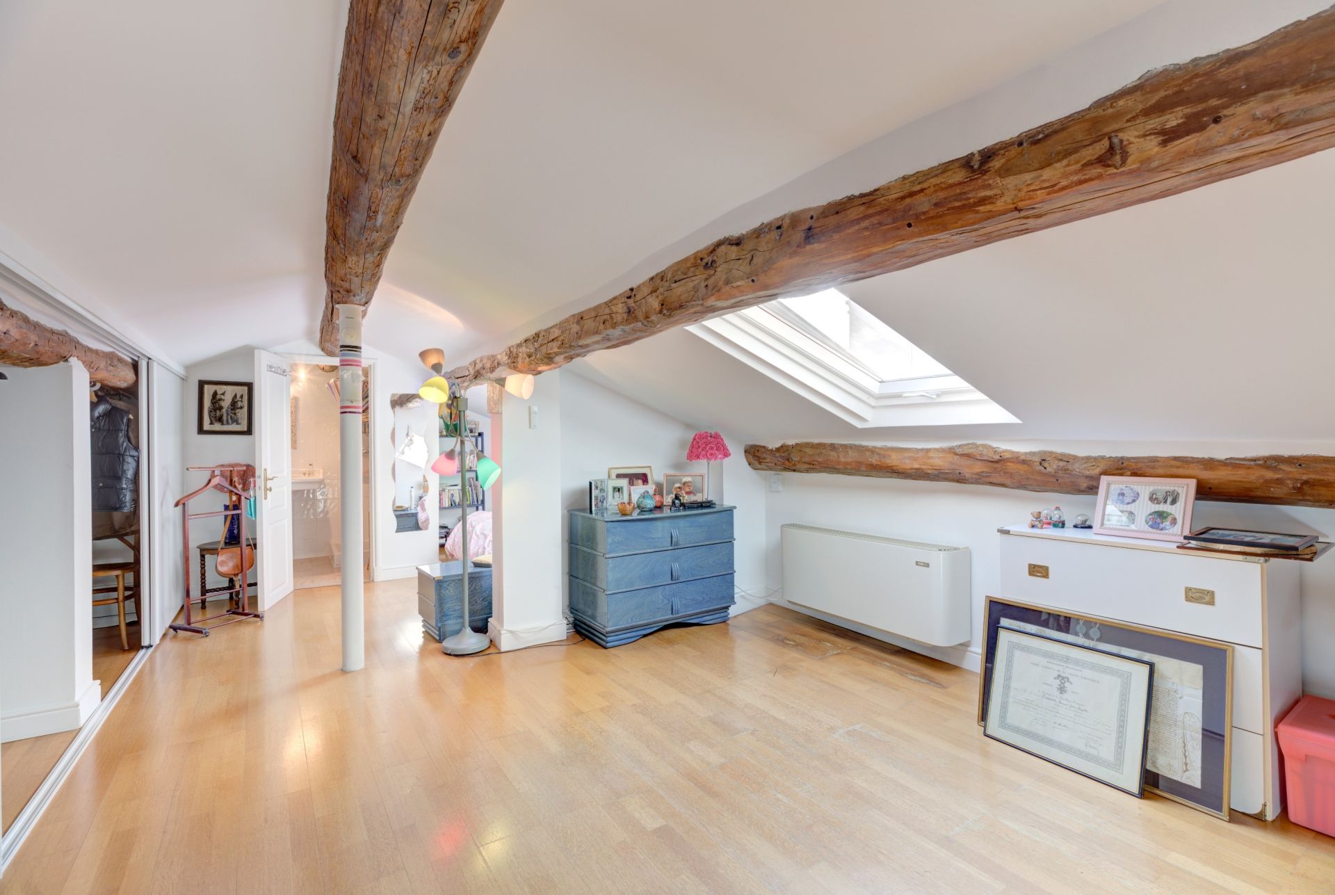 townhouse 6 Rooms for sale on CANNES (06400)